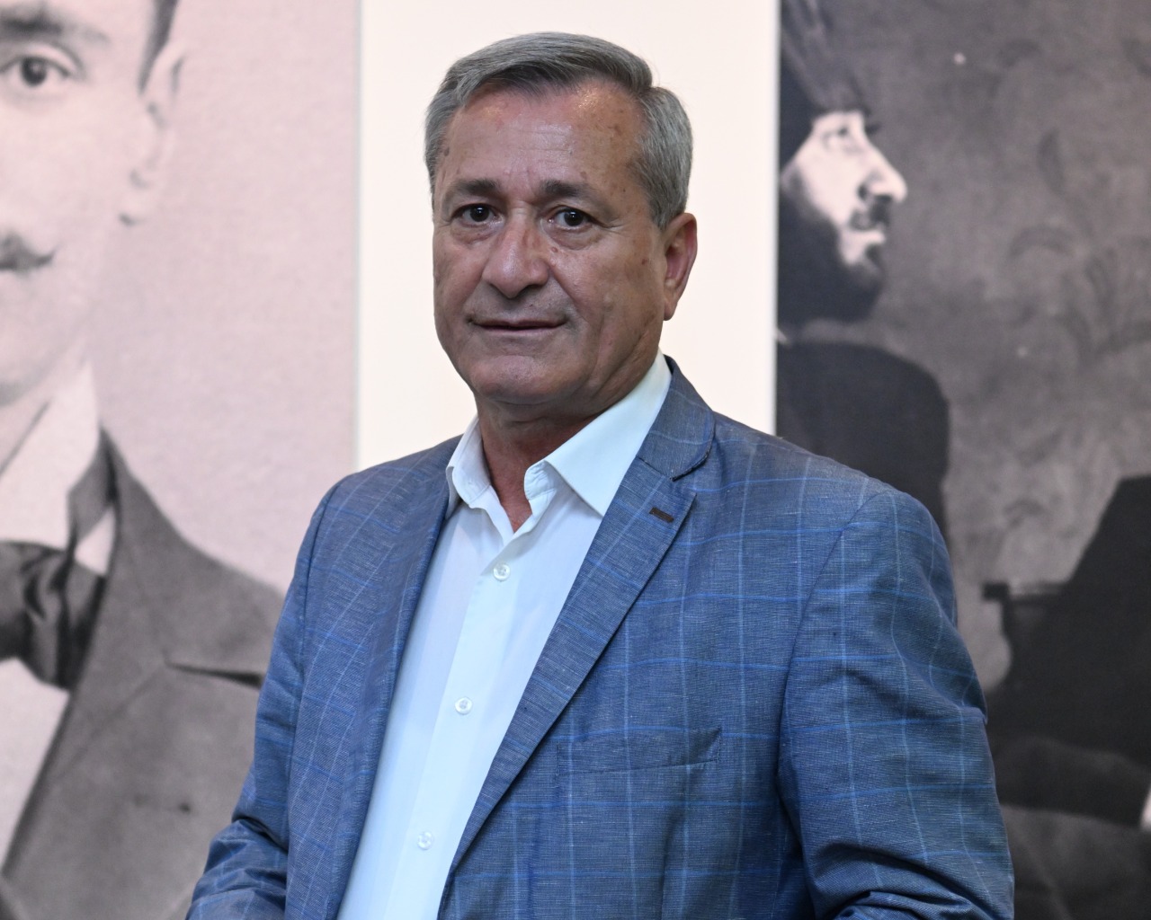 Айк Епремян